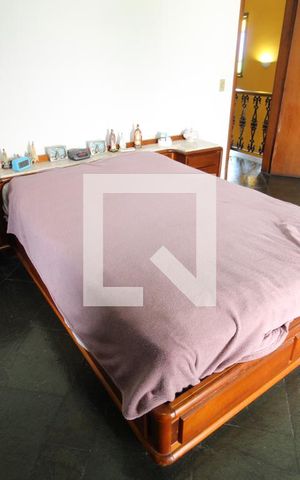 Casa de condomínio à venda com 750m², 4 quartos e 5 vagasSuíte 2