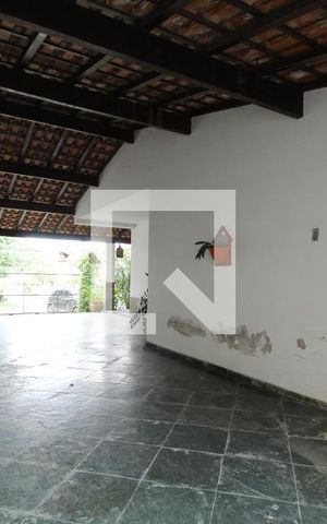 Casa de condomínio à venda com 750m², 4 quartos e 5 vagasGaragem para cinco carros