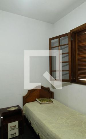 Casa de condomínio à venda com 750m², 4 quartos e 5 vagasÁrea de serviço - Dependência/Quarto