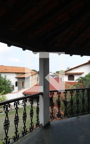 Casa de condomínio à venda com 750m², 4 quartos e 5 vagasVaranda da suíte 2
