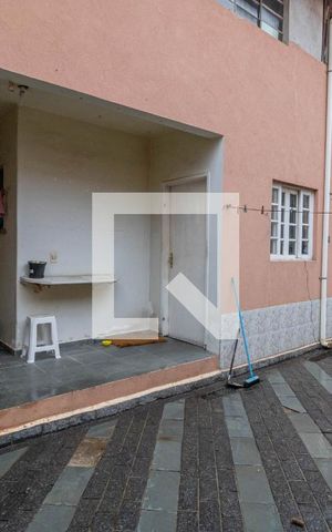 Casa à venda com 236m², 3 quartos e 2 vagas Casa à venda com 236m², 3 quartos e 2 vagasQuintal