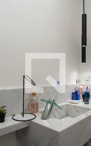 Casa à venda com 238m², 3 quartos e 4 vagasBanheiro da Suíte master