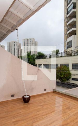 Casa à venda com 238m², 3 quartos e 4 vagasVaranda da suíte master