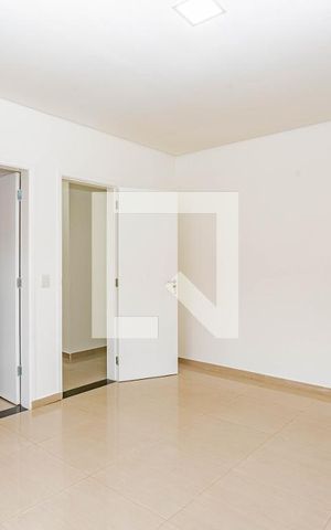 Casa à venda com 250m², 4 quartos e 6 vagasSuíte 2