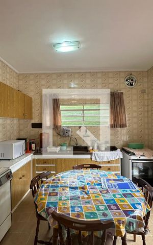Casa à venda com 133m², 3 quartos e 2 vagasCozinha