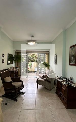 Casa à venda com 133m², 3 quartos e 2 vagasSala de Estar