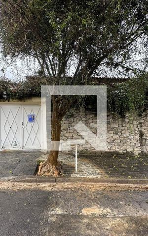 Casa à venda com 133m², 3 quartos e 2 vagasFachada