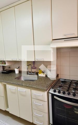 Apartamento à venda com 176m², 4 quartos e 2 vagasCozinha