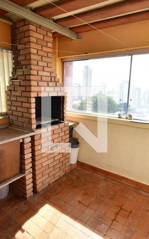 Apartamento à venda com 176m², 4 quartos e 2 vagasChurrasqueira