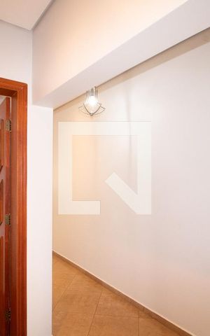 Casa para alugar com 340m², 5 quartos e 4 vagas Casa para alugar com 340m², 5 quartos e 4 vagasHall