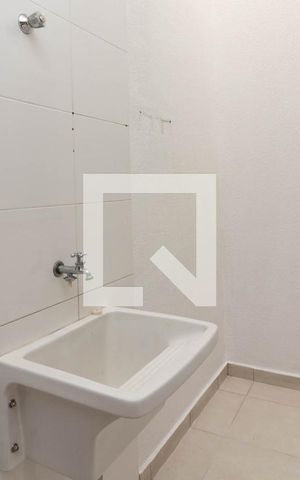 Casa de condomínio para alugar com 67m², 2 quartos e 1 vaga Casa de condomínio para alugar com 67m², 2 quartos e 1 vagaÁrea de Serviço
