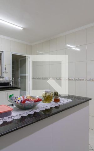 Casa à venda com 125m², 3 quartos e 1 vaga Casa à venda com 125m², 3 quartos e 1 vagaCozinha