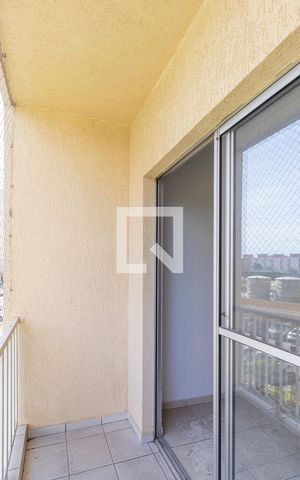 Apartamento para alugar com 62m², 2 quartos e 1 vagaSacada