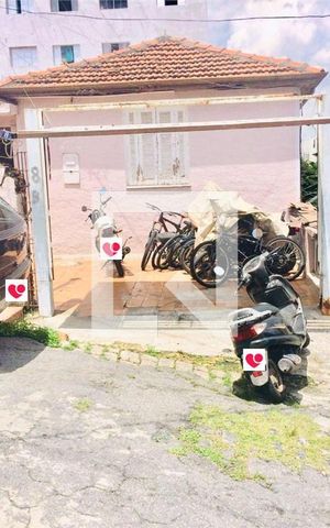 Casa à venda com 266m², 4 quartos e 2 vagas