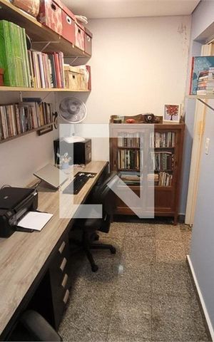 Casa à venda com 180m², 3 quartos e 2 vagas