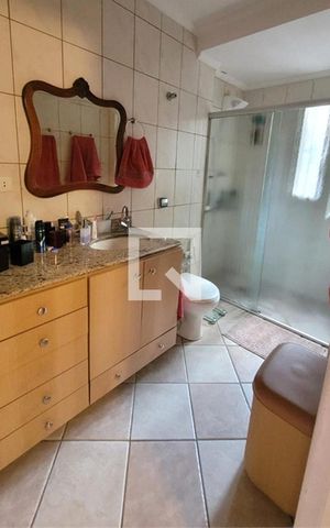 Casa à venda com 180m², 3 quartos e 2 vagas
