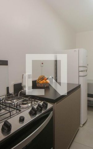 Apartamento à venda com 120m², 2 quartos e 1 vaga Apartamento à venda com 120m², 2 quartos e 1 vagaCozinha e Área de Serviço