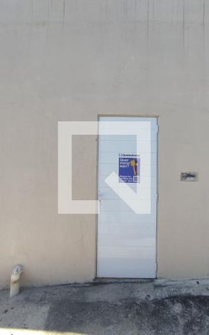 Casa para alugar com 42m², 2 quartos e sem vaga Casa para alugar com 42m², 2 quartos e sem vagaFachada