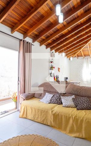Casa de condomínio para alugar com 199m², 3 quartos e 4 vagas Casa de condomínio para alugar com 199m², 3 quartos e 4 vagasSala