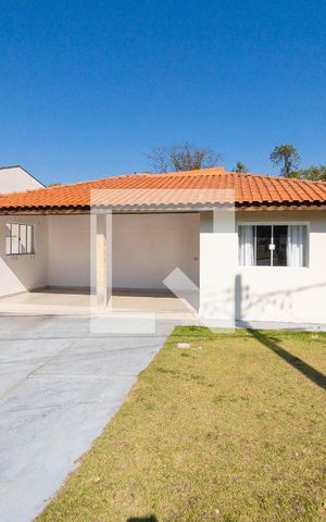 Casa de condomínio para alugar com 199m², 3 quartos e 4 vagas Casa de condomínio para alugar com 199m², 3 quartos e 4 vagasGaragem