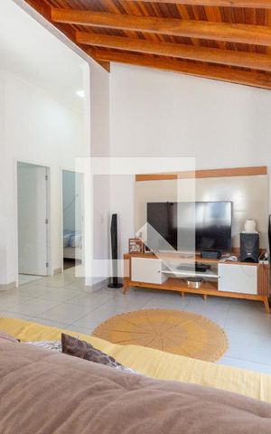 Casa de condomínio para alugar com 199m², 3 quartos e 4 vagas Casa de condomínio para alugar com 199m², 3 quartos e 4 vagasSala