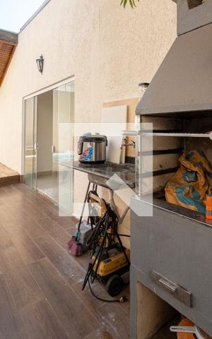 Casa de condomínio para alugar com 199m², 3 quartos e 4 vagas Casa de condomínio para alugar com 199m², 3 quartos e 4 vagasChurrasqueira