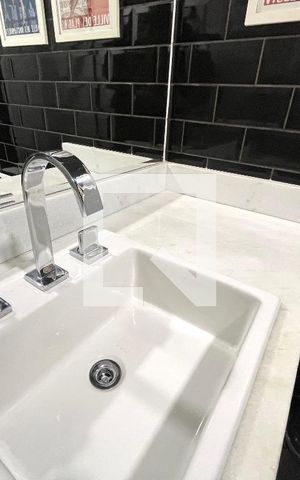 Apartamento para alugar com 92m², 2 quartos e 2 vagas Apartamento para alugar com 92m², 2 quartos e 2 vagasBanheiro Corredor