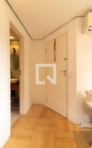 Apartamento à venda com 110m², 2 quartos e 2 vagas Apartamento à venda com 110m², 2 quartos e 2 vagasSala