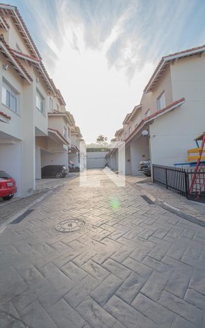 Casa de condomínio à venda com 141m², 3 quartos e 2 vagas Casa de condomínio à venda com 141m², 3 quartos e 2 vagasÁrea comum