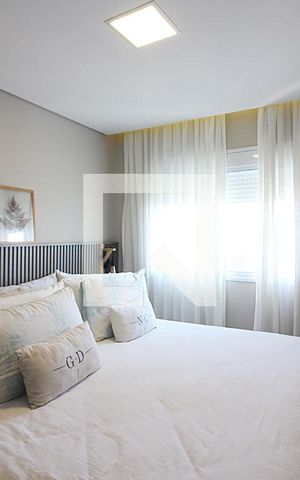 Apartamento à venda com 81m², 2 quartos e 1 vagaQuarto 1 - Suíte