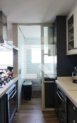 Apartamento à venda com 81m², 2 quartos e 1 vagaCozinha