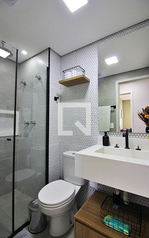 Apartamento à venda com 81m², 2 quartos e 1 vagaBanheiro Social