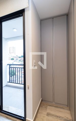 Apartamento à venda com 24m², 1 quarto e sem vagaSala e Quarto