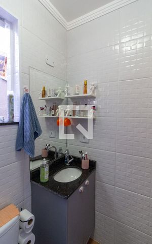Apartamento à venda com 44m², 2 quartos e sem vagaBanheiro