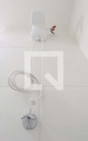 Apartamento para alugar com 66m², 2 quartos e sem vagaBanheiro
