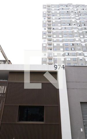 Apartamento para alugar com 66m², 2 quartos e sem vagaFachada e portaria