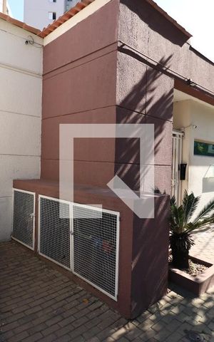 Apartamento para alugar com 57m², 2 quartos e 1 vagaFachada