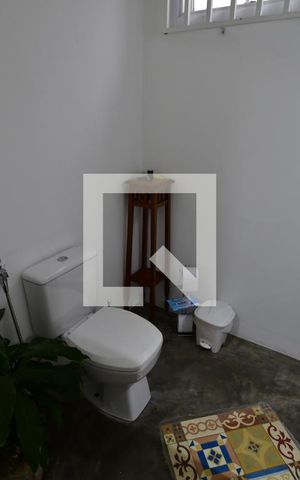 Casa à venda com 280m², 4 quartos e 3 vagasBanheiro