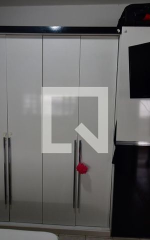 Casa à venda com 280m², 4 quartos e 3 vagasQuarto 