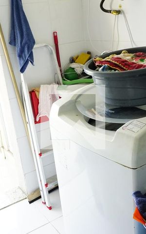 Apartamento à venda com 78m², 2 quartos e 1 vagaArea de serviço
