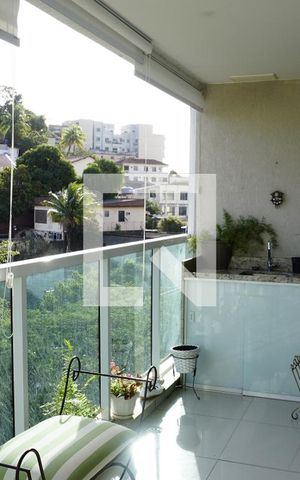 Apartamento à venda com 78m², 2 quartos e 1 vagaVaranda - Sala
