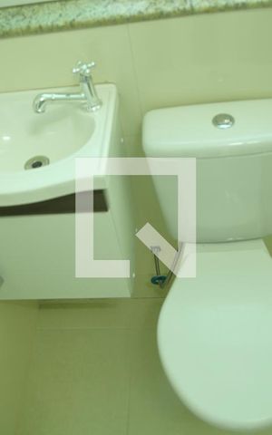 Apartamento para alugar com 68m², 2 quartos e sem vagaBanheiro da Suíte 2