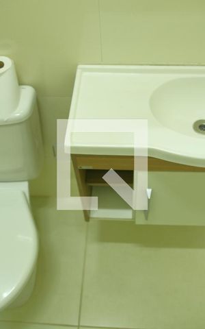 Apartamento para alugar com 68m², 2 quartos e sem vagaBanheiro/Banheiro Suíte 1