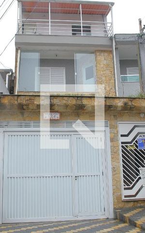 Apartamento para alugar com 68m², 2 quartos e sem vagaFachada