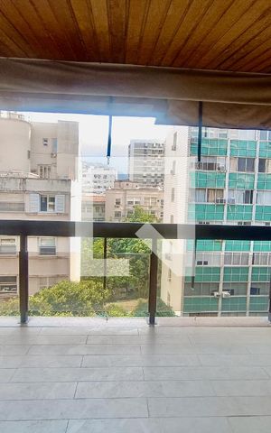 Apartamento à venda com 230m², 5 quartos e 3 vagas Apartamento à venda com 230m², 5 quartos e 3 vagasSala vista