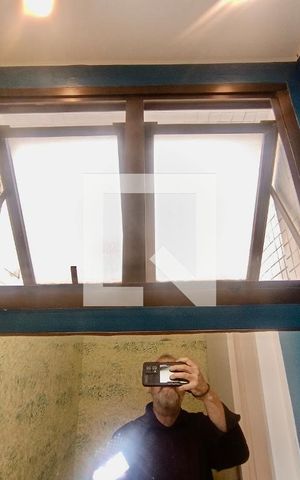 Apartamento à venda com 230m², 5 quartos e 3 vagas Apartamento à venda com 230m², 5 quartos e 3 vagasLavabo