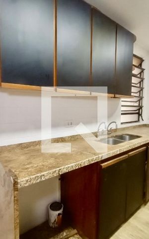 Apartamento à venda com 230m², 5 quartos e 3 vagas Apartamento à venda com 230m², 5 quartos e 3 vagasCopa Cozinha