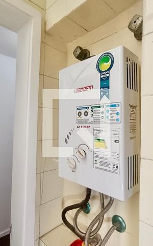 Apartamento à venda com 230m², 5 quartos e 3 vagas Apartamento à venda com 230m², 5 quartos e 3 vagasÁrea serviço