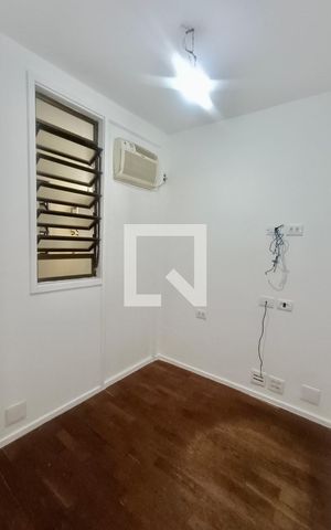 Apartamento à venda com 230m², 5 quartos e 3 vagas Apartamento à venda com 230m², 5 quartos e 3 vagasQuarto 2