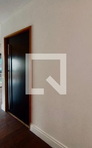 Apartamento à venda com 230m², 5 quartos e 3 vagas Apartamento à venda com 230m², 5 quartos e 3 vagasSala